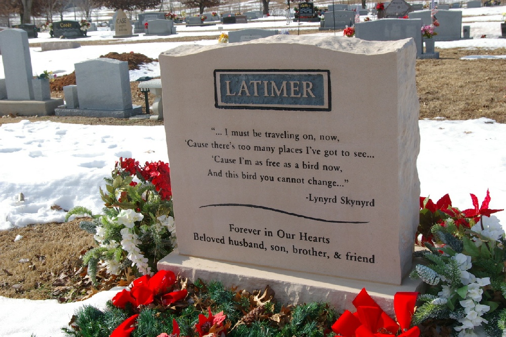 Crosscrafter Custom Memorial, Roadside and gravesite crosses